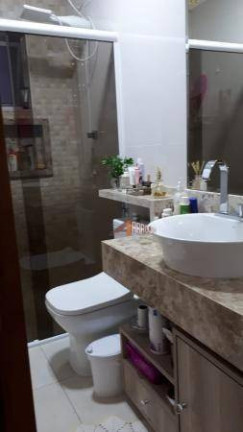Imagem Casa com 3 Quartos à Venda, 104 m² em Ermelino Matarazzo - São Paulo Imagem Casa com 3 Quartos à Venda, 104 m² em Ermelino Matarazzo - São Paulo