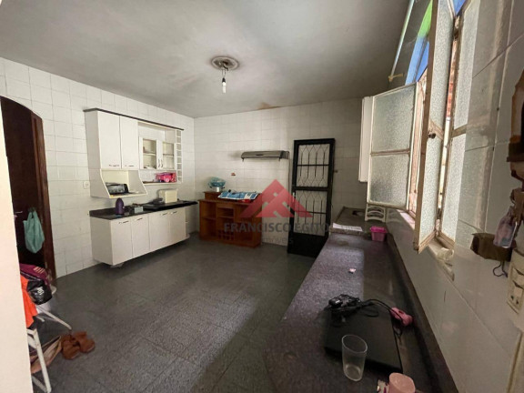 Imagem Casa com 3 Quartos à Venda, 255 m² em Pita - São Gonçalo Imagem Casa com 3 Quartos à Venda, 255 m² em Pita - São Gonçalo