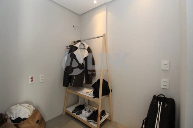 Imagem Apartamento com 3 Quartos à Venda, 105 m² em Passo Da Areia - Porto Alegre