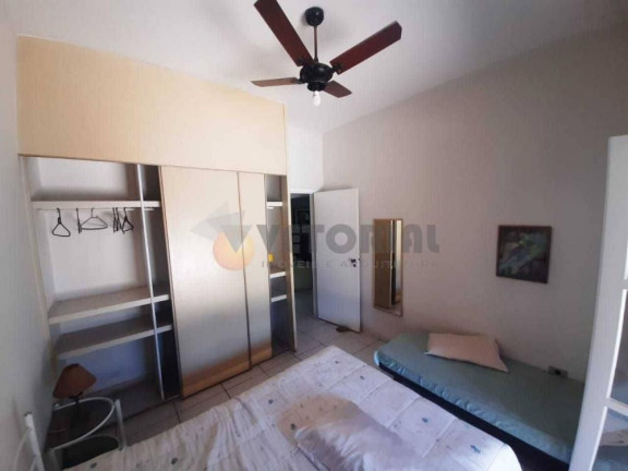 Imagem Casa com 4 Quartos à Venda, 147 m²