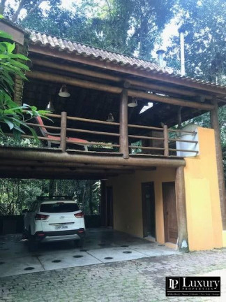 Imagem Casa com 3 Quartos à Venda, em Camburi - São Sebastião Imagem Casa com 3 Quartos à Venda, em Camburi - São Sebastião