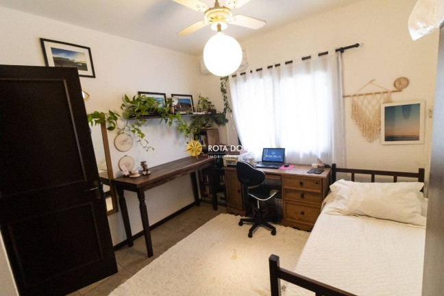 Imagem Sobrado com 3 Quartos à Venda, 79 m² em Bombas - Bombinhas