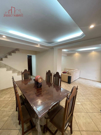Casa com 4 Quartos à Venda, 200 m² em Jardim Maria Virginia - São Paulo