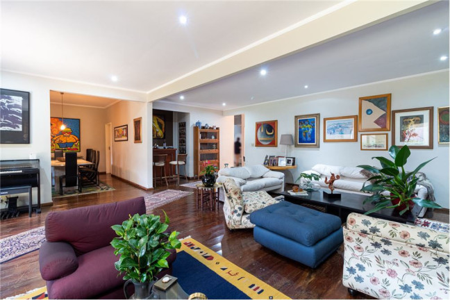 Imagem Casa com 4 Quartos à Venda, em Cidade Jardim - São Paulo Imagem Casa com 4 Quartos à Venda, em Cidade Jardim - São Paulo