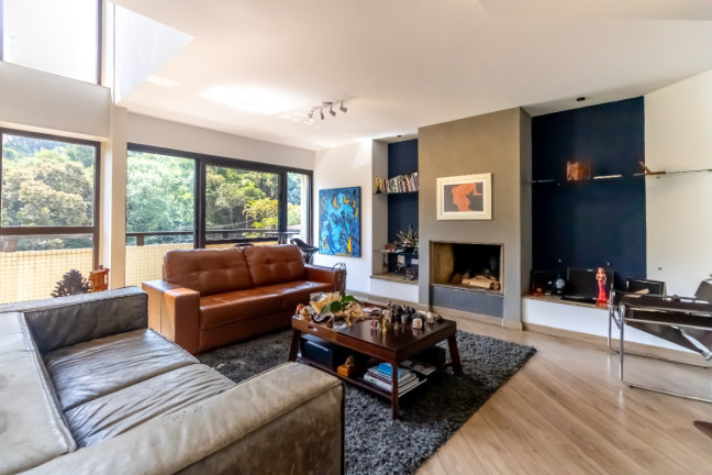 Imagem Apartamento com 3 Quartos à Venda, 245 m² em Vila Suzana - São Paulo