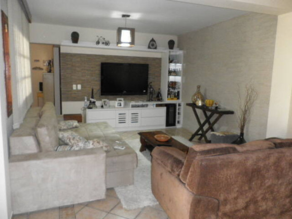 Imagem Casa com 4 Quartos à Venda, 256 m² em Santinho - Florianópolis