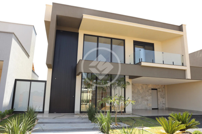 Imagem Casa com 4 Quartos à Venda, 300 m² em Portal Do Sol Green - Goiânia Imagem Casa com 4 Quartos à Venda, 300 m² em Portal Do Sol Green - Goiânia