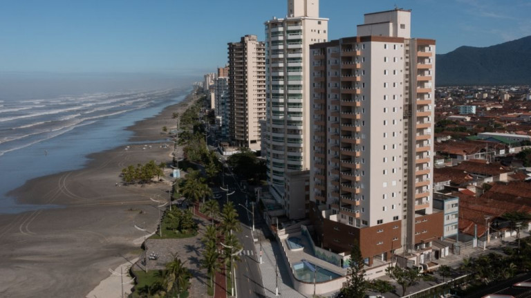 Apartamento com 2 Quartos à Venda, 138 m² em Maracanã - Praia Grande