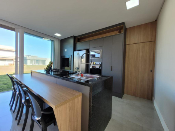 Imagem Casa com 4 Quartos à Venda, 220 m² em -- - Capao Da Canoa Imagem Casa com 4 Quartos à Venda, 220 m² em -- - Capao Da Canoa