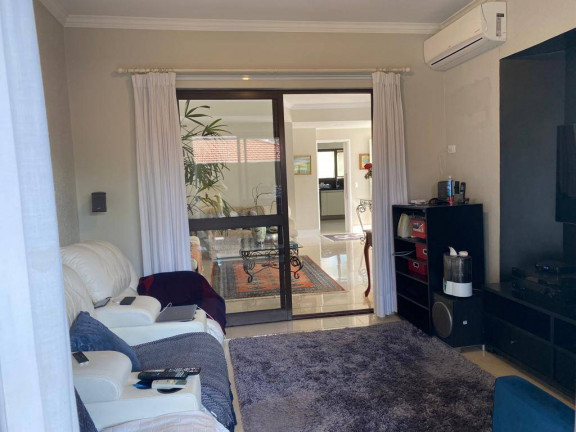 Imagem Casa com 3 Quartos à Venda, 170 m² em Tamboré - Santana De Parnaíba