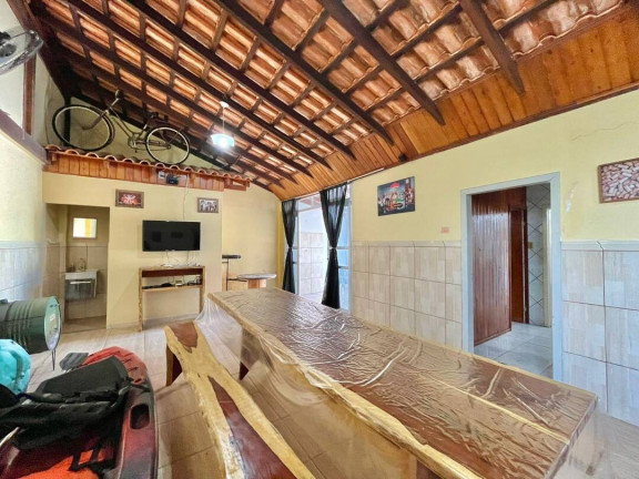 Imagem Casa com 5 Quartos à Venda, 224 m² em Pinheiros - Balneário Barra Do Sul