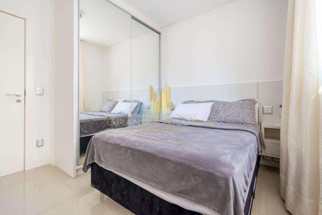 Imagem Apartamento com 3 Quartos à Venda, 125 m² em Centro - Balneário Camboriú Imagem Apartamento com 3 Quartos à Venda, 125 m² em Centro - Balneário Camboriú