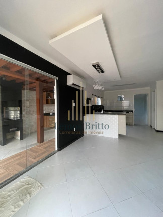 Imagem Casa com 4 Quartos à Venda, 145 m² em Buraquinho - Lauro De Freitas