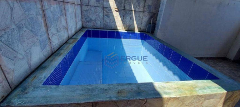 Imagem Casa com 2 Quartos à Venda, 120 m² em Centro - Eusébio
