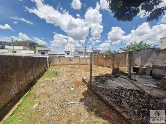Imagem Terreno à Venda, 360 m² em Vila Regina - Goiânia Imagem Terreno à Venda, 360 m² em Vila Regina - Goiânia