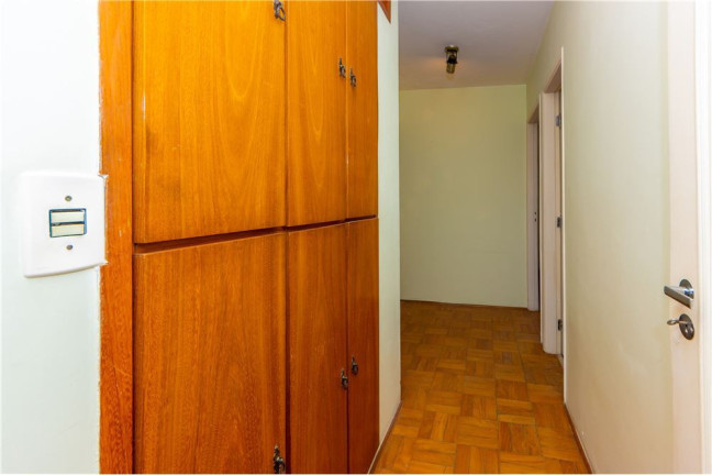 Imagem Imóvel com 3 Quartos à Venda, em Vila Olímpia - São Paulo Imagem Imóvel com 3 Quartos à Venda, em Vila Olímpia - São Paulo