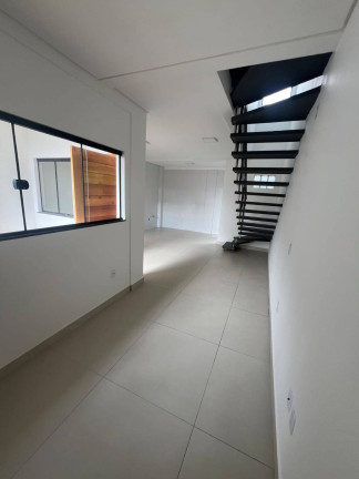 Imagem Sobrado com 2 Quartos à Venda, em Itacolomi - Balneário Piçarras Imagem Sobrado com 2 Quartos à Venda, em Itacolomi - Balneário Piçarras