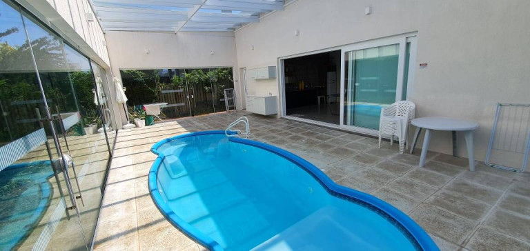 Imagem Casa com 4 Quartos à Venda, em Atlântida Sul - Osório Imagem Casa com 4 Quartos à Venda, em Atlântida Sul - Osório