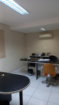 Imagem Imóvel com 12 Quartos à Venda, 275 m² em Hipódromo - Recife Imagem Imóvel com 12 Quartos à Venda, 275 m² em Hipódromo - Recife