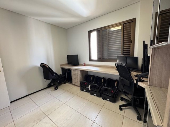 Imagem Apartamento com 4 Quartos à Venda, 140 m² em Setor Nova Suiça - Goiânia