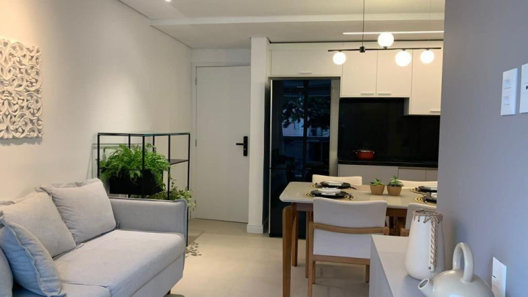 Imagem Apartamento com 2 Quartos à Venda, 47 m² em Cambuí - Campinas
