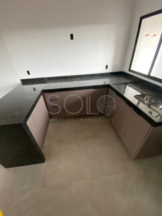 Imagem Casa com 2 Quartos à Venda, 250 m² em Jardim Universal - Araraquara Imagem Casa com 2 Quartos à Venda, 250 m² em Jardim Universal - Araraquara
