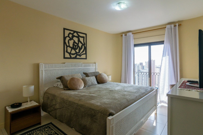 Imagem Imóvel com 3 Quartos à Venda, 177 m² em Vila Suzana - São Paulo Imagem Imóvel com 3 Quartos à Venda, 177 m² em Vila Suzana - São Paulo