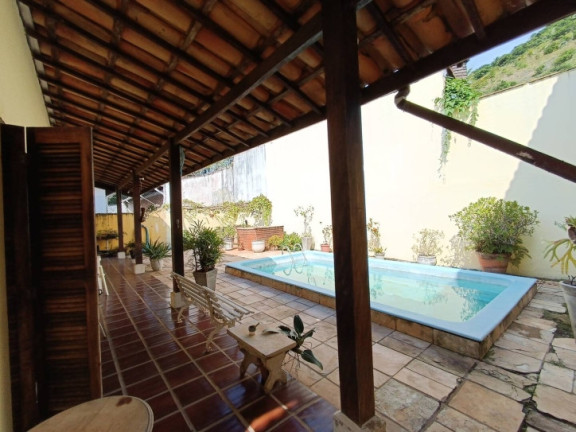 Casa com 3 Quartos à Venda, 432 m² em Guaiúba - Guarujá