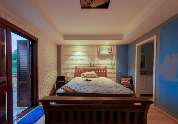Imagem Casa com 4 Quartos à Venda, 350 m² em Itacoatiara - Niterói Imagem Casa com 4 Quartos à Venda, 350 m² em Itacoatiara - Niterói