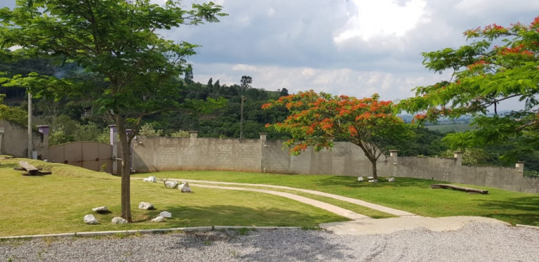 Imagem Chácara com 4 Quartos à Venda, 5 m² em Vila Santista - Atibaia Imagem Chácara com 4 Quartos à Venda, 5 m² em Vila Santista - Atibaia