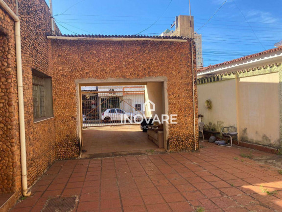 Imagem Casa com 8 Quartos à Venda, 280 m² em Setor Central - Itumbiara