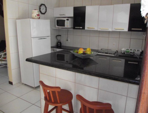 Imagem Sobrado com 3 Quartos para Temporada, em Bombas - Bombinhas Imagem Sobrado com 3 Quartos para Temporada, em Bombas - Bombinhas
