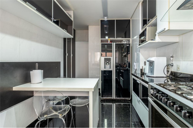 Imagem Apartamento com 3 Quartos à Venda, 180 m² em Vila Nova Conceição - São Paulo Imagem Apartamento com 3 Quartos à Venda, 180 m² em Vila Nova Conceição - São Paulo