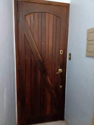 Imóvel Comercial à Venda, 40 m² em José Menino - Santos