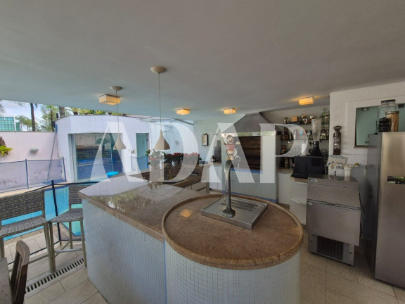 Imagem Casa com 7 Quartos à Venda, 1.378 m² em Barra Da Tijuca - Rio De Janeiro Imagem Casa com 7 Quartos à Venda, 1.378 m² em Barra Da Tijuca - Rio De Janeiro