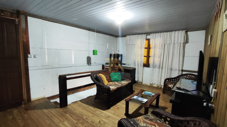Imagem Imóvel com 3 Quartos à Venda, em Macacu - Garopaba Imagem Imóvel com 3 Quartos à Venda, em Macacu - Garopaba
