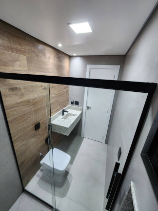 Imagem Sobrado com 3 Quartos à Venda, 166 m² em Pilarzinho - Curitiba