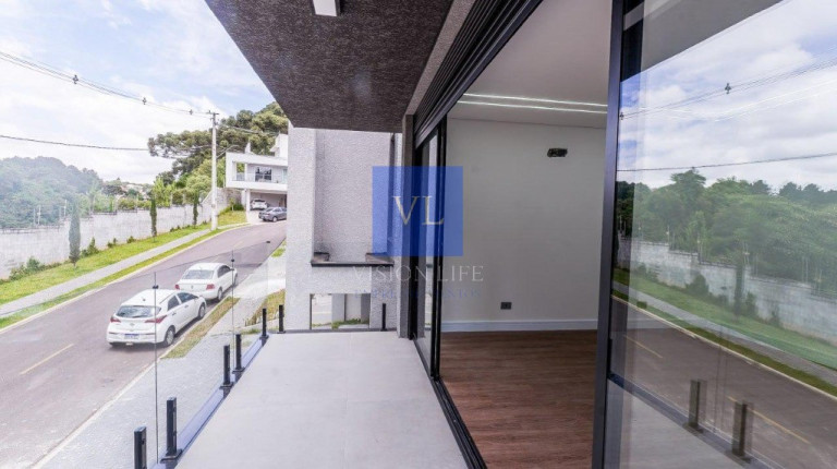 Imagem Casa com 4 Quartos à Venda, 190 m² em Santa Cândida - Curitiba