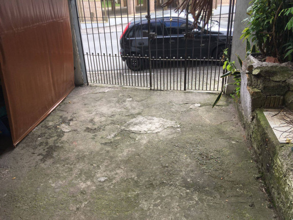 Casa com 2 Quartos à Venda,  em Taboão - Diadema