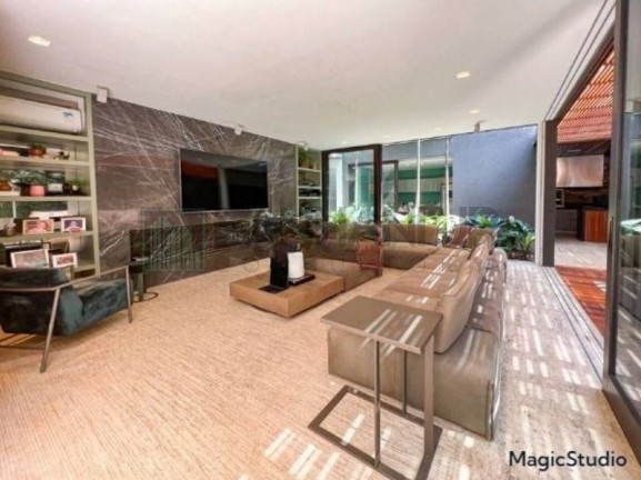 Imagem Casa com 5 Quartos à Venda, 772 m² em Jardim América - São Paulo