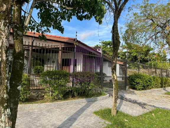 Imagem Casa com 5 Quartos à Venda, 140 m² em Enseada - Guarujá Imagem Casa com 5 Quartos à Venda, 140 m² em Enseada - Guarujá
