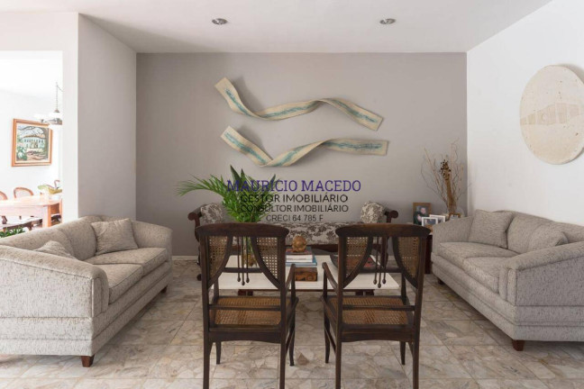 Imagem Casa com 4 Quartos à Venda, 645 m² em Alphaville Residencial Dois - Barueri Imagem Casa com 4 Quartos à Venda, 645 m² em Alphaville Residencial Dois - Barueri
