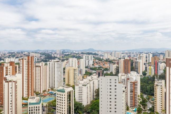 Imagem Apartamento com 3 Quartos à Venda, 177 m² em Vila Suzana - São Paulo