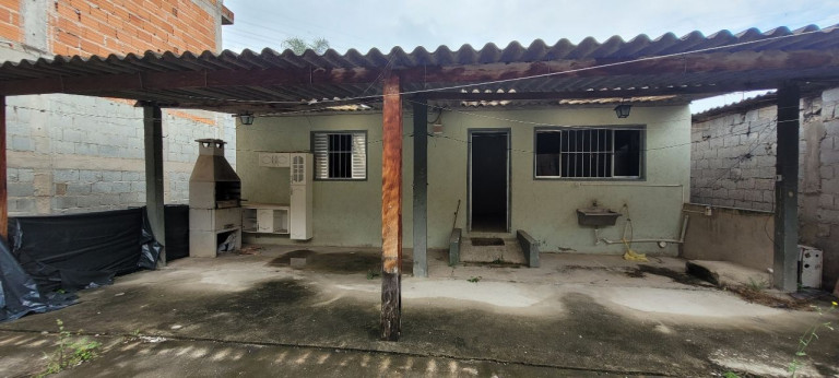 Imagem Imóvel com 2 Quartos à Venda, 650 m² em Jardim Itacolomi - Itapevi