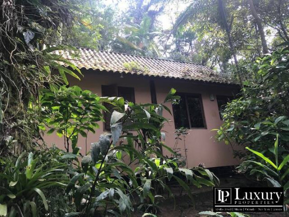 Imagem Casa com 3 Quartos à Venda, em Camburi - São Sebastião Imagem Casa com 3 Quartos à Venda, em Camburi - São Sebastião