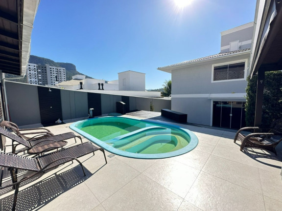 Imagem Casa com 3 Quartos à Venda, 206 m² em Pedra Branca - Palhoça