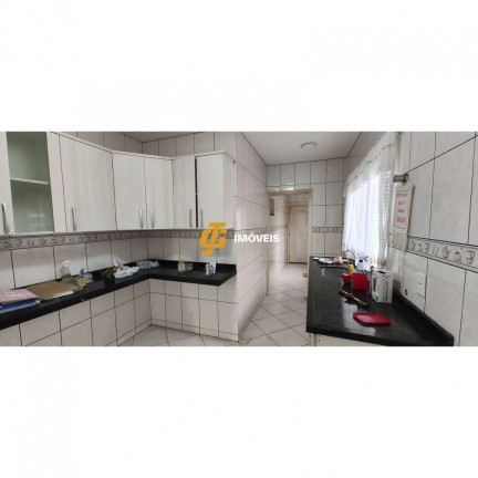 Imagem Casa com 3 Quartos à Venda, 160 m² em Centro - Camboriú Imagem Casa com 3 Quartos à Venda, 160 m² em Centro - Camboriú