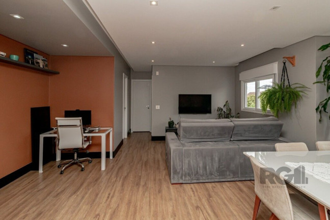 Imagem Apartamento com 3 Quartos à Venda, 76 m² em São João - Porto Alegre