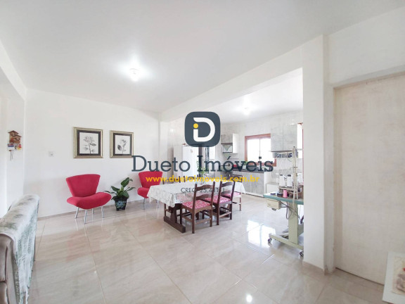 Imagem Casa com 2 Quartos à Venda, 212 m² em Pinheiro Machado - Santa Maria Imagem Casa com 2 Quartos à Venda, 212 m² em Pinheiro Machado - Santa Maria