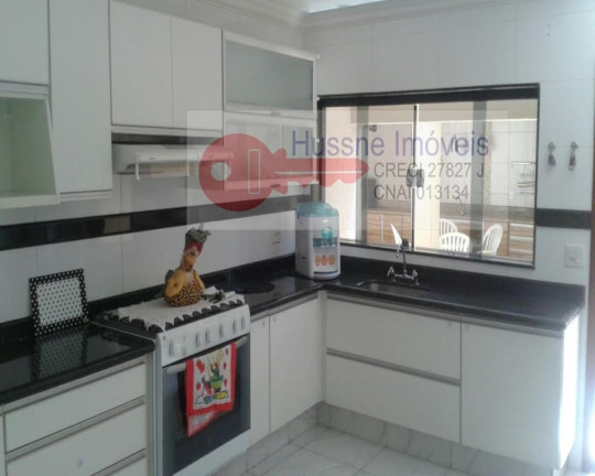 Casa com 3 Quartos à Venda,  em Centro - Leme